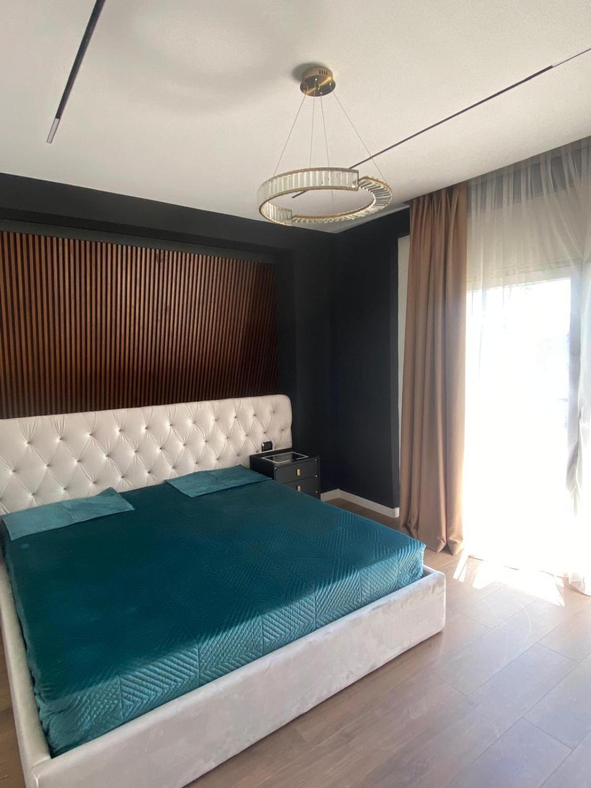 Luxury Land Apartment *